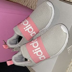 Girls Adidas Lite Racer Tennis Shoes NEW Size 5